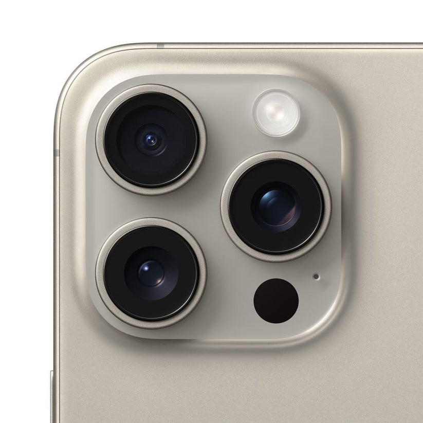 Camara de iPhone 15 Pro Max Titanio Natural 256GB en Mac Center