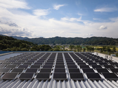 Paneles solares que hacen parte de los esfuerzos de Apple 2030 