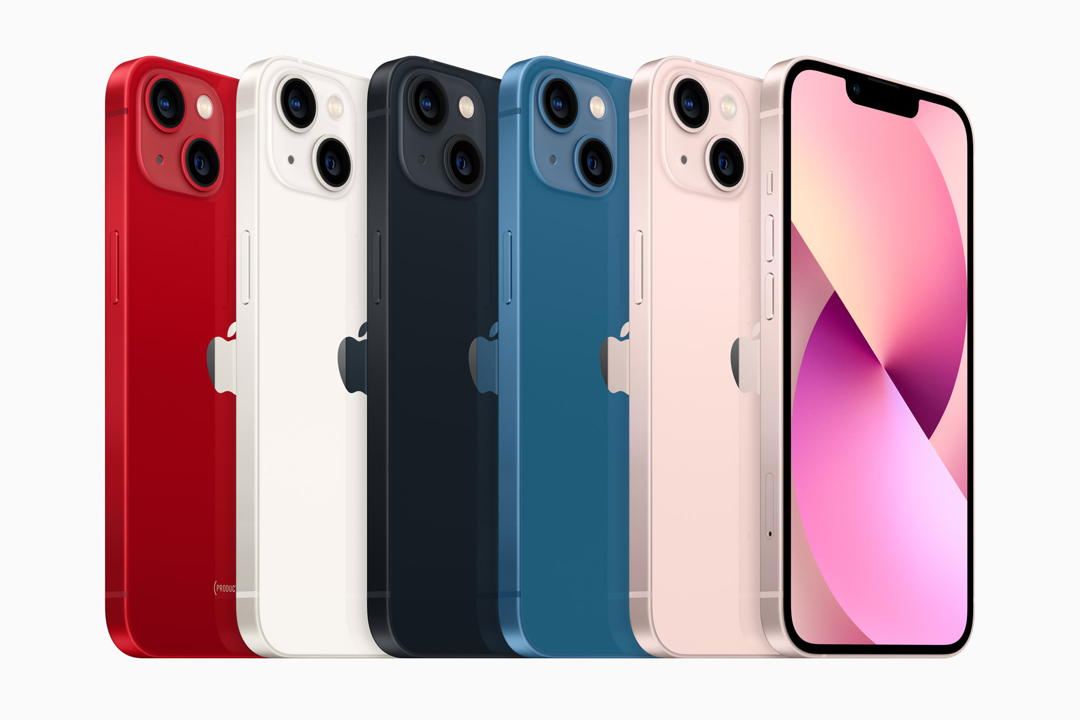 iPhone 13 y 13 mini de diferentes colores