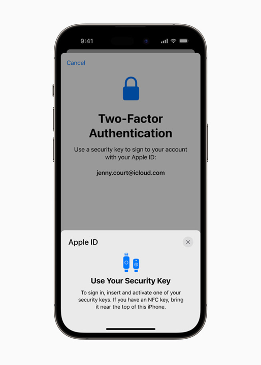 iPhone en el que se configura 2FA para seguridad de Apple ID