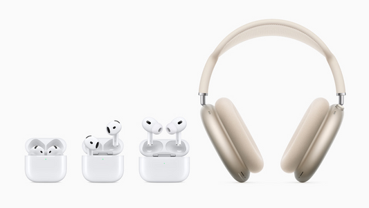 Distintos modelos de AirPods alineados alineados unos al lado de otros