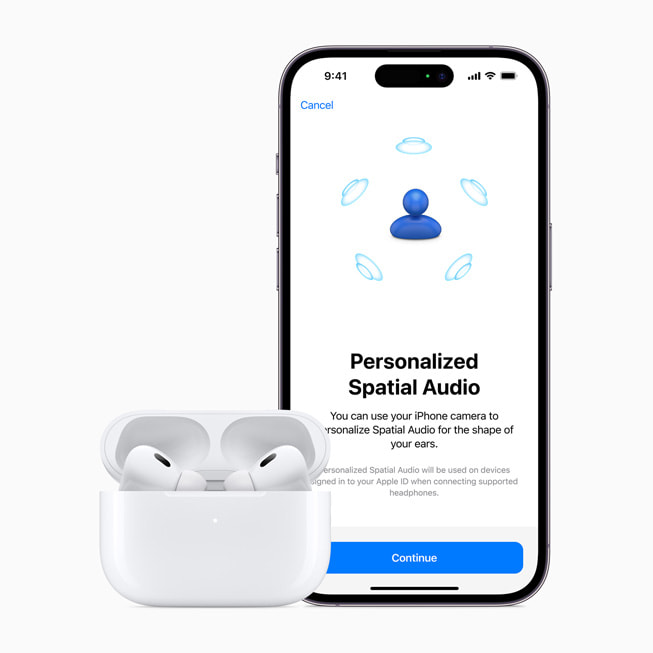 Nuevos AirPods Pro conectados al iPhone para configurar y personalizar el audio
