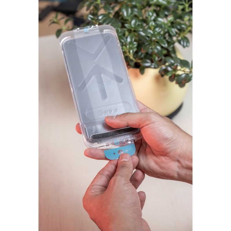 PROTECTOR DE PANTALLA ADD ON IPHONE 16 PRO