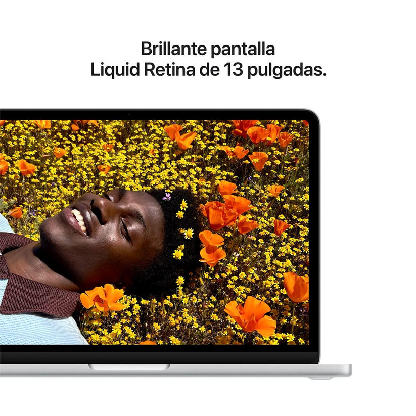 MacBook_13-in_A18_Pro_Silver_PDP_Image_Position_5__COES_fix