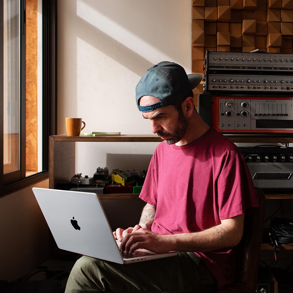 MBP 16 SG/12C/38C GPU/32G/1T-SPA