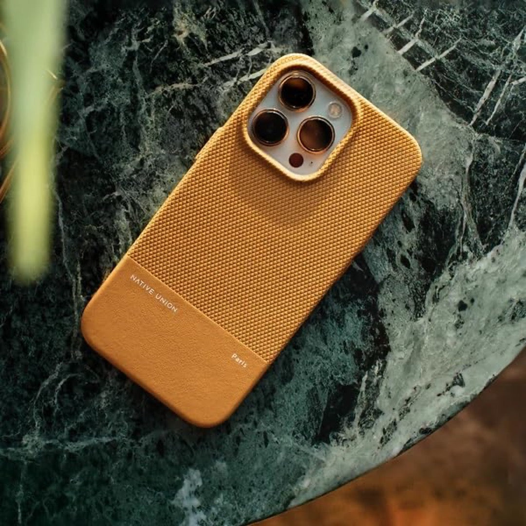 CLASSIC CASE MAGSAFE 15 PRO BIOBASED KRA