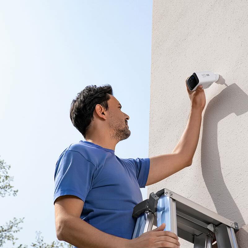 CAMARA INTELIGENTE EUFY DE SEGURIDAD S220 SOLAR 2K