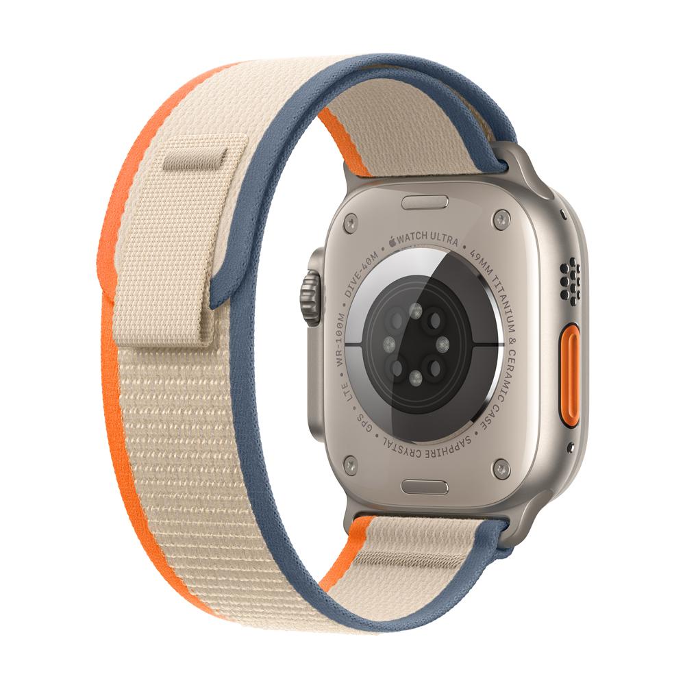 Apple Watch Ultra 2 GPS + Cellular • Caja de titanio de 49 mm • Correa Trail naranja/beige - S/M