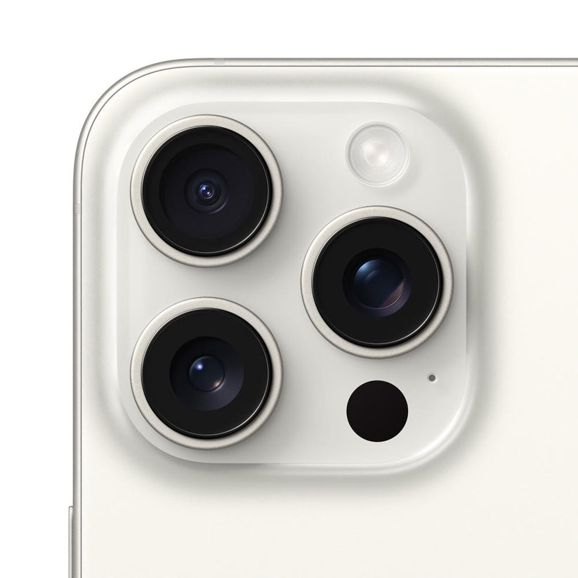 Camara de iPhone 15 Pro Max Titanio Blanco 256GB en Mac Center