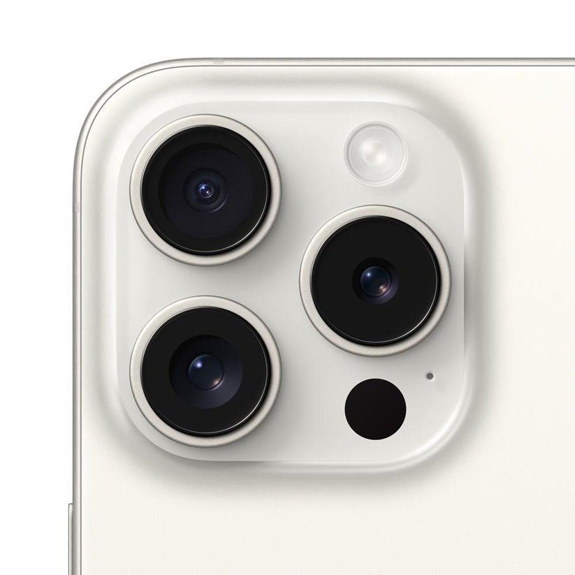 Camara de iPhone 15 Pro Titanio Blanco 256GB en Mac Center